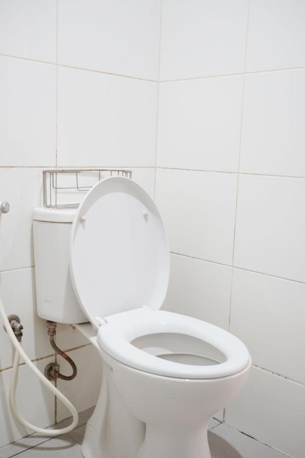 ג'קרטה Urooms Tanah Abang מראה חיצוני תמונה